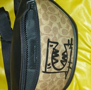 RARE COACH SIGNATURE RIVINGTON BELT BAG WITH REXY BY YETI